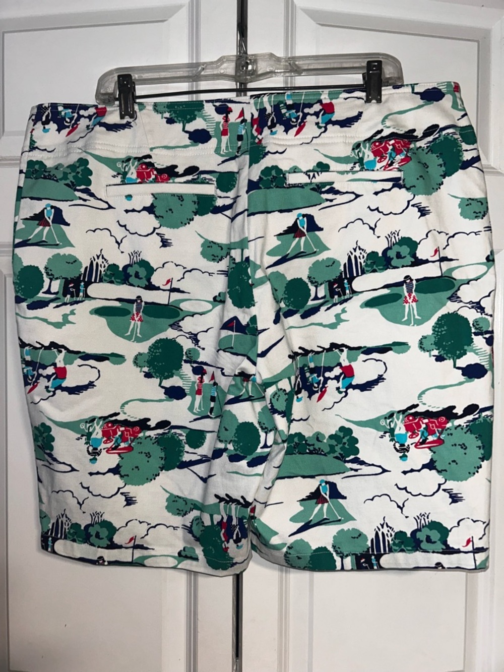 Izod White Golf-Scene Print Skort with Green and Navy Accents - Picture 5 of 6